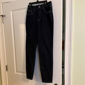 Judy Blue Dark Blue Straight Leg Jeans
